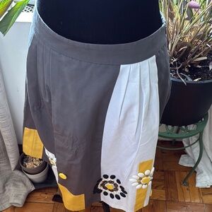 BODEN Gray and Yellow Skirt with appliqué Floral Design
